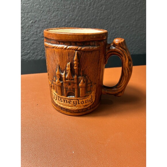 Vintage Walt Disneyland Faux Wood Ceramic Mug Cinderella’s Castle - Picture 1 of 6